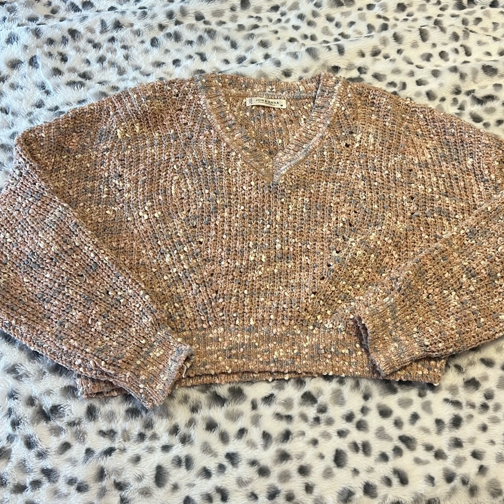 Cozy Knit V-Neck Crop Sweater